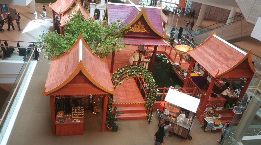 View from the upper floor at the central Thai food center. 