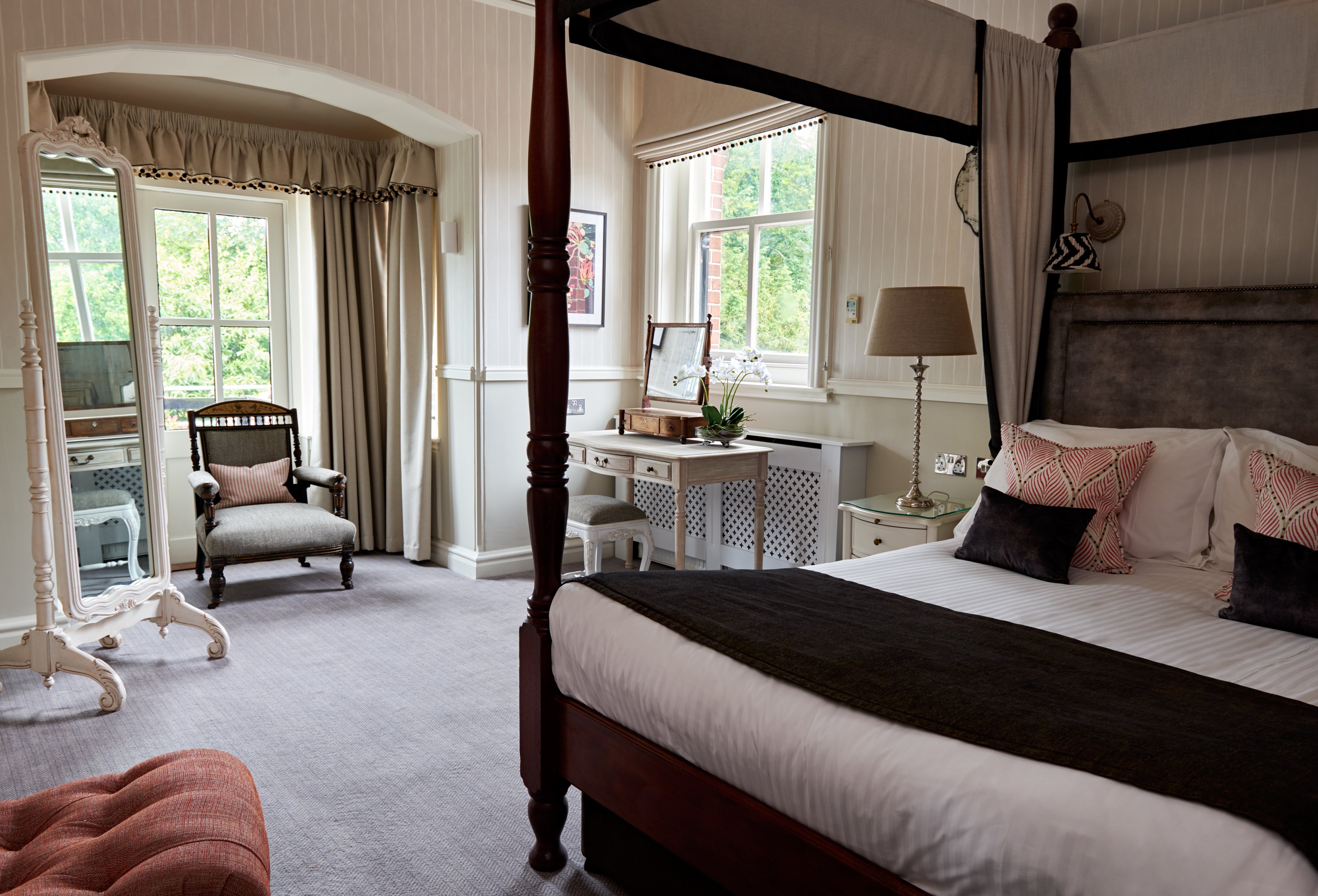 Careys Manor Hotel & SenSpa Concierge: Pictures & Reviews - Tripadvisor