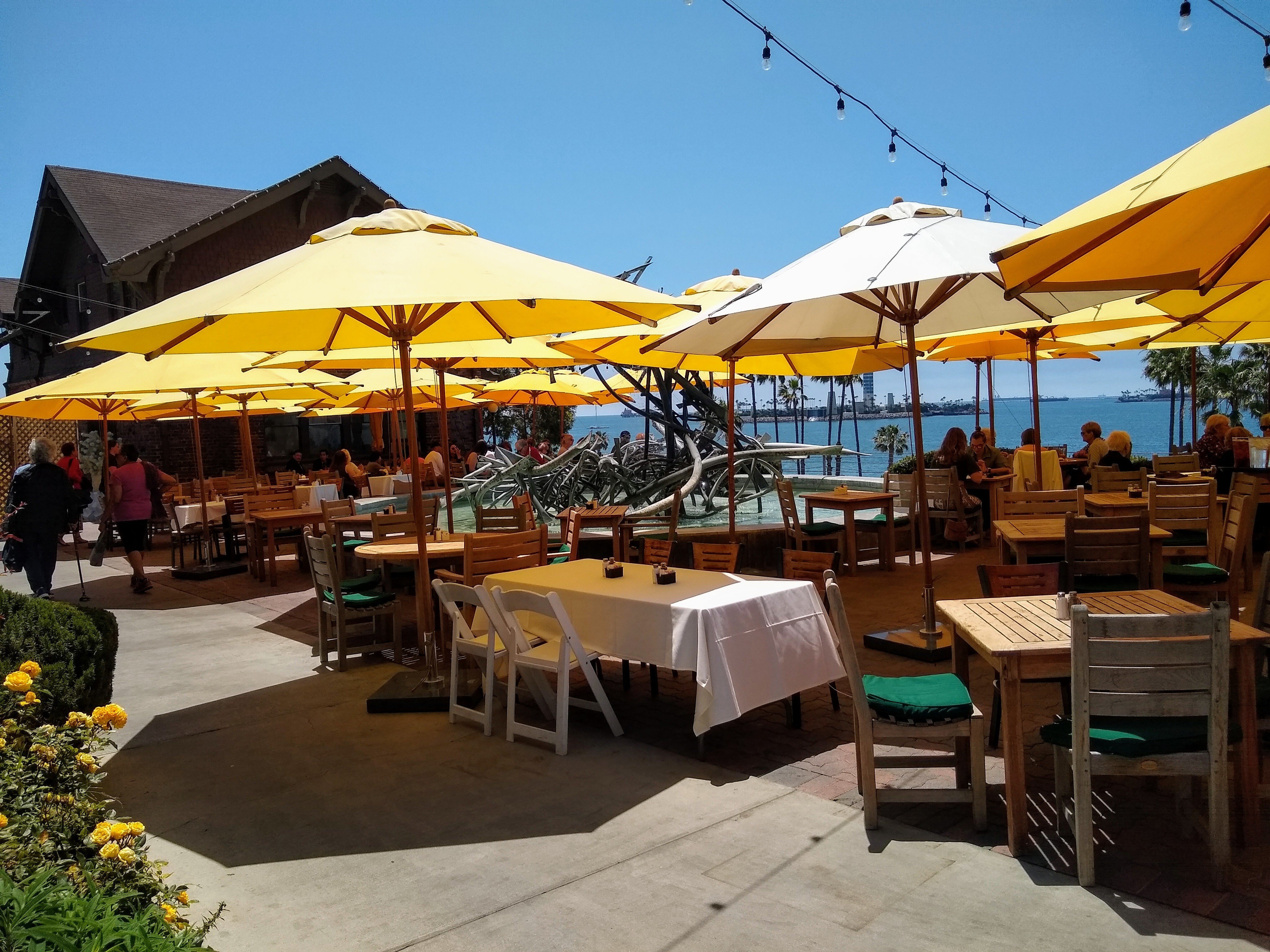 Outdoor Dining in Long Beach: A Comprehensive Guide