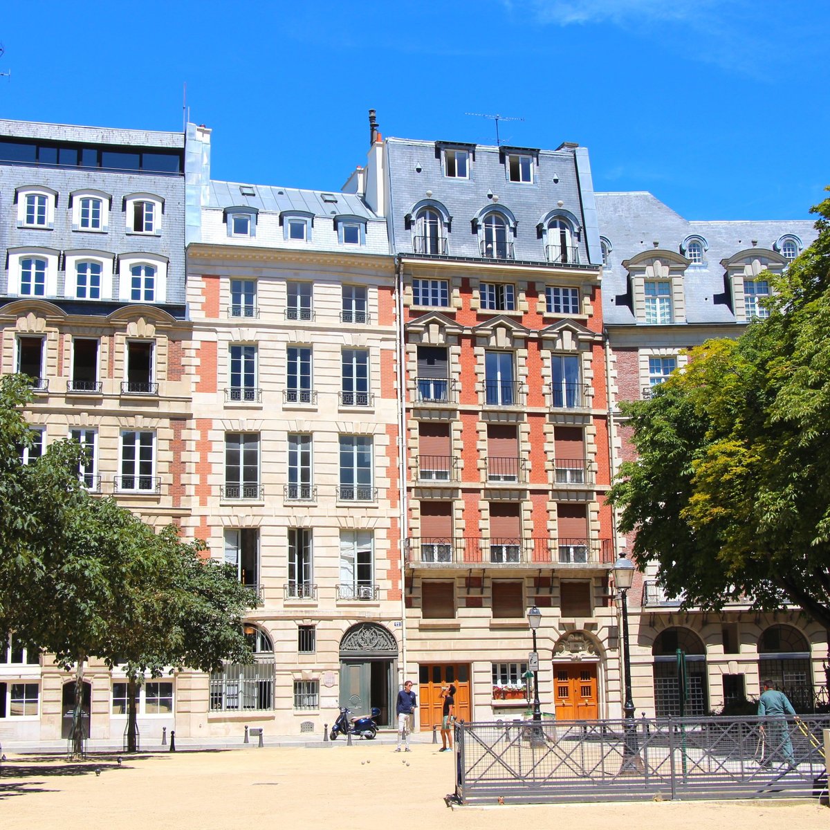 Place Dauphine (Paris) - 2021 All You Need to Know BEFORE You Go (with