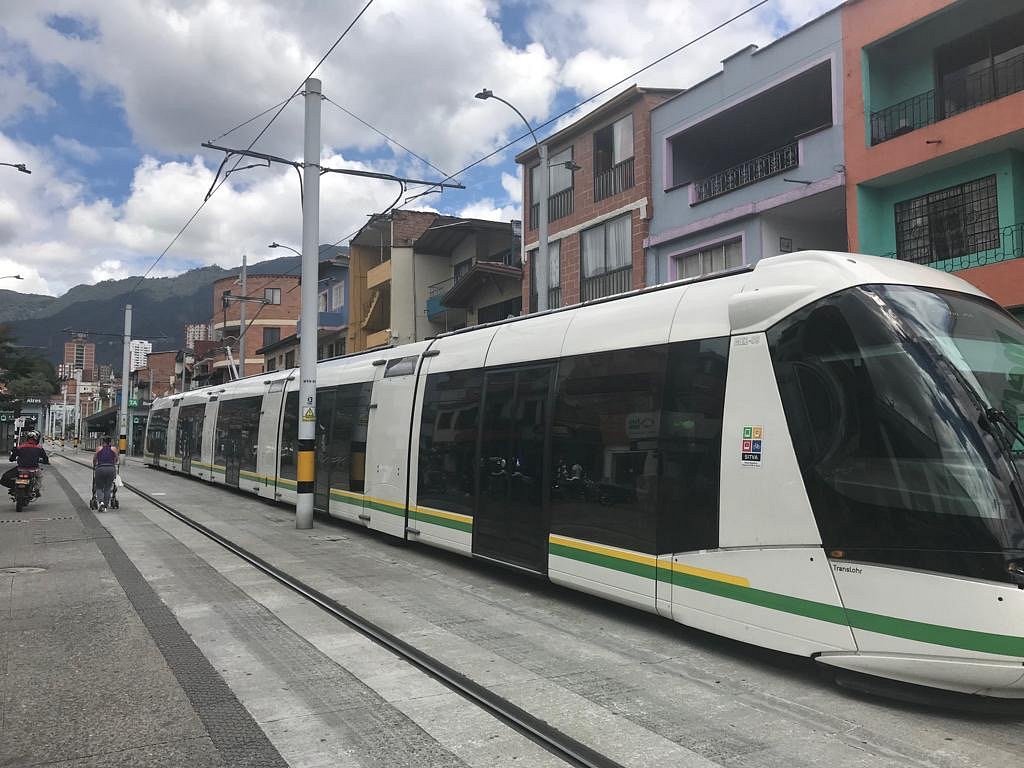 TRANVIA DE MEDELLIN (Medellín) - Qué SABER antes de ir (2024)