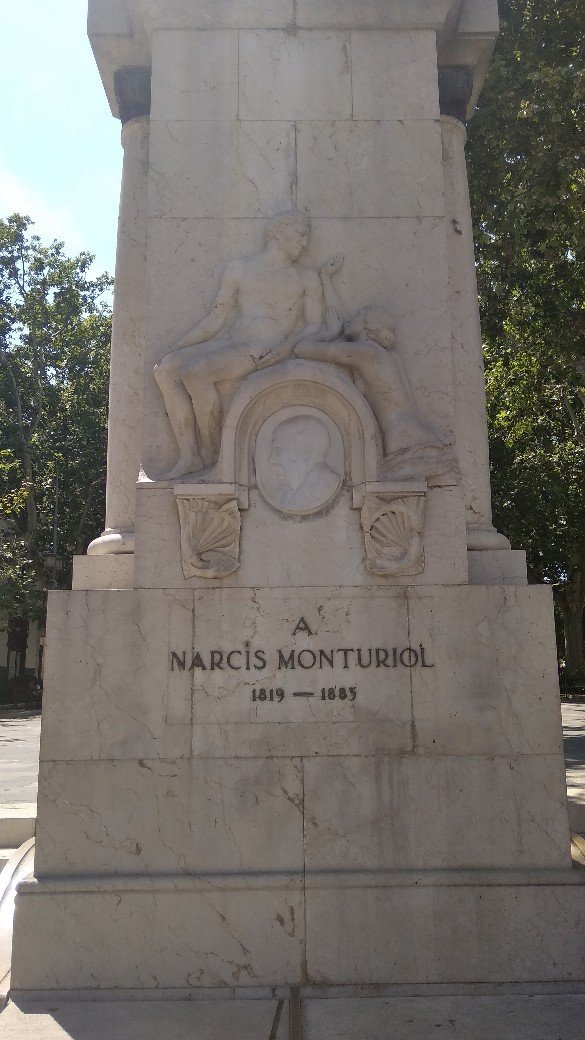 Imagen 5 de Monumento a Narciso Monturiol