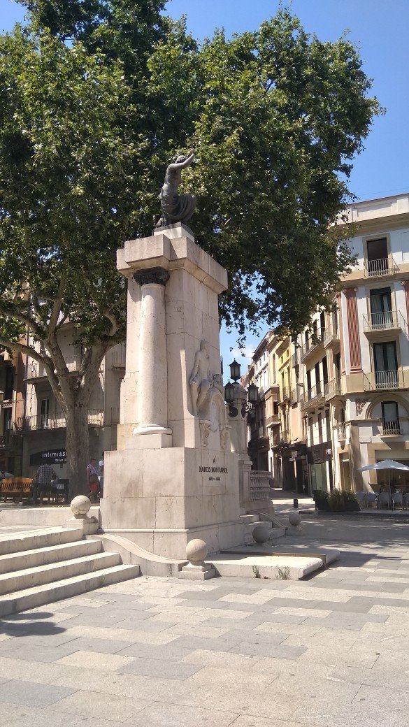 Imagen 4 de Monumento a Narciso Monturiol