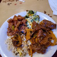 I Love the Black Pepper Shrimp and Egg Fu Yung and Yummy sauces. Plus Place of all Kinds of Goodies
