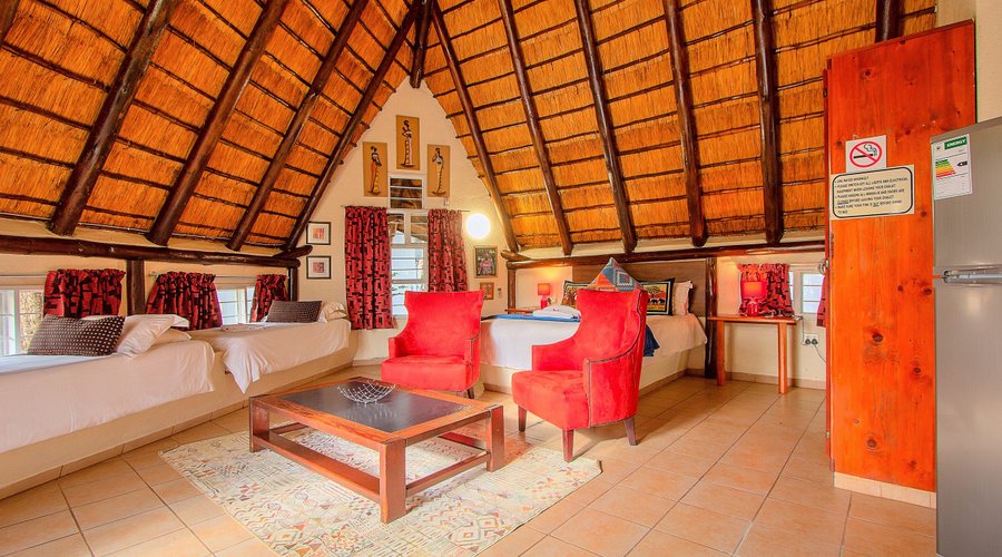 Luxury Family Chalet - Swazi Chalet 