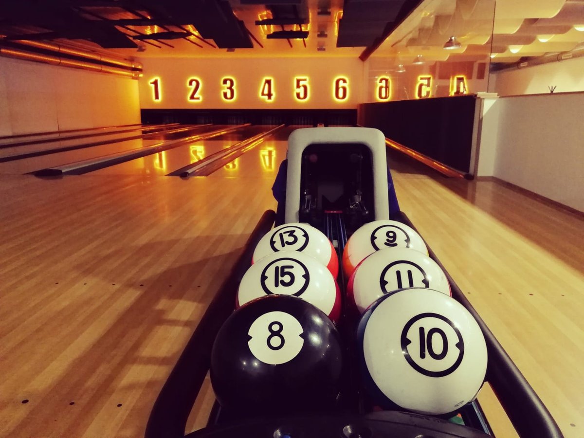 Bowling Smichov, Прага: лучшие советы перед посещением - Tripadvisor