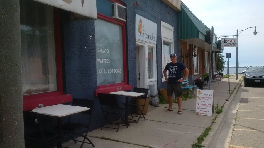 Steamies exterior
