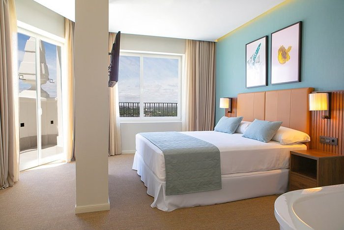 مكان الإقامة المقترح: Hotel RIU Plaza España Image 3