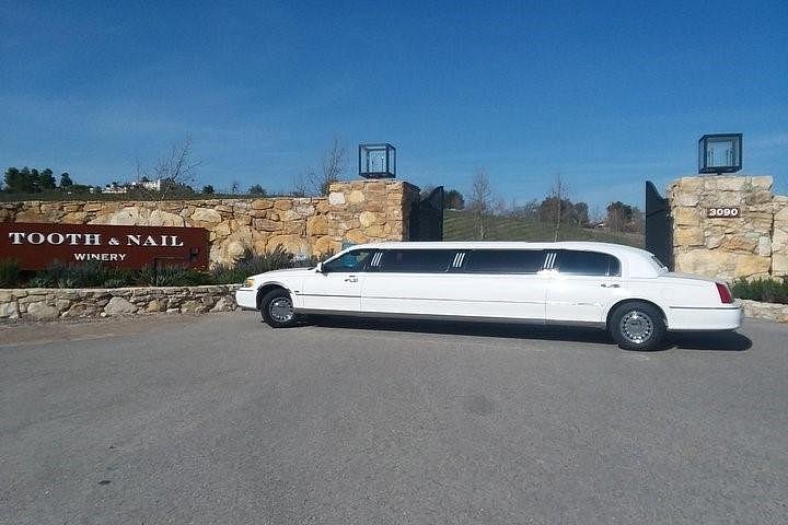 crystal wine tours and limousine service