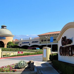 DESERT HILLS PREMIUM OUTLETS - 954 Photos & 894 Reviews - 48400 Seminole  Dr, Cabazon, California - Shopping Centers - Phone Number - Yelp