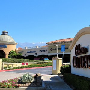 Desert Hills Premium Outlets (Cabazon) - All You Need to Know BEFORE You Go