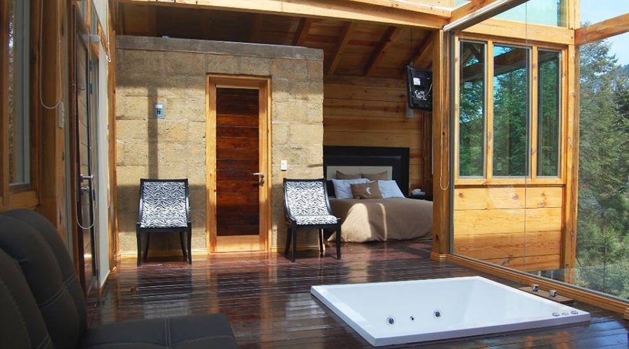 Suite con jacuzzi de día.