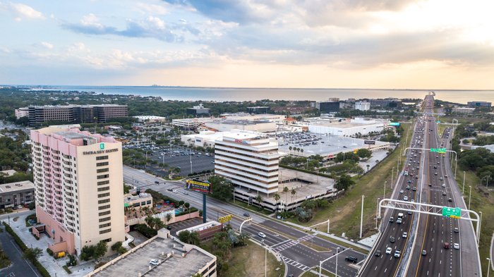 Embassy Suites by Hilton Tampa Airport Westshore Room Service: Pictures ...