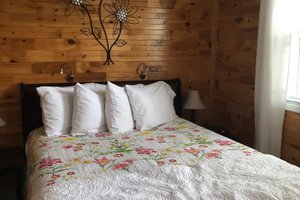 Room & Suite