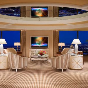 Encore Tower Suite  Salon