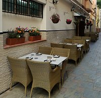 Al Fresco dining
