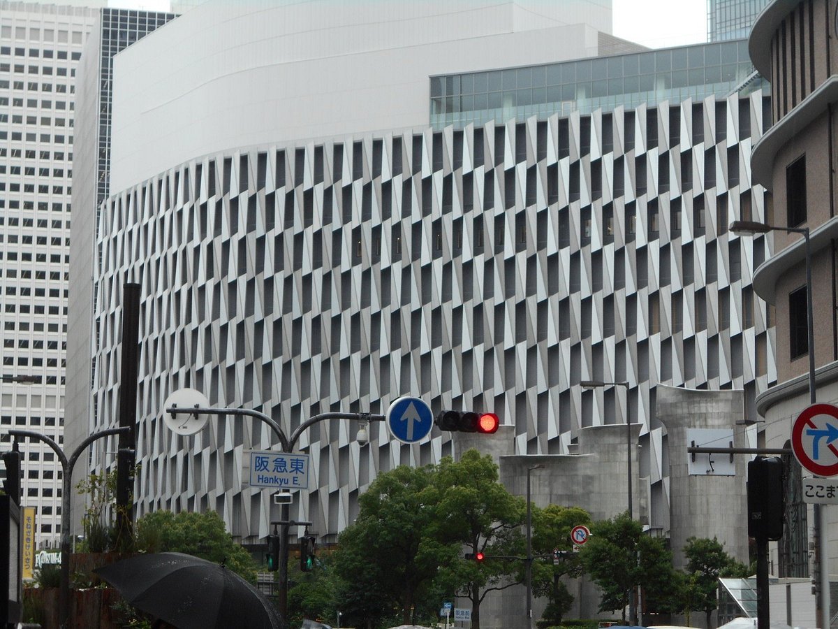 Hanshin Department Store Umeda – Osaka Station