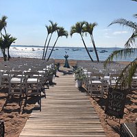 What a perfect place for a wedding!