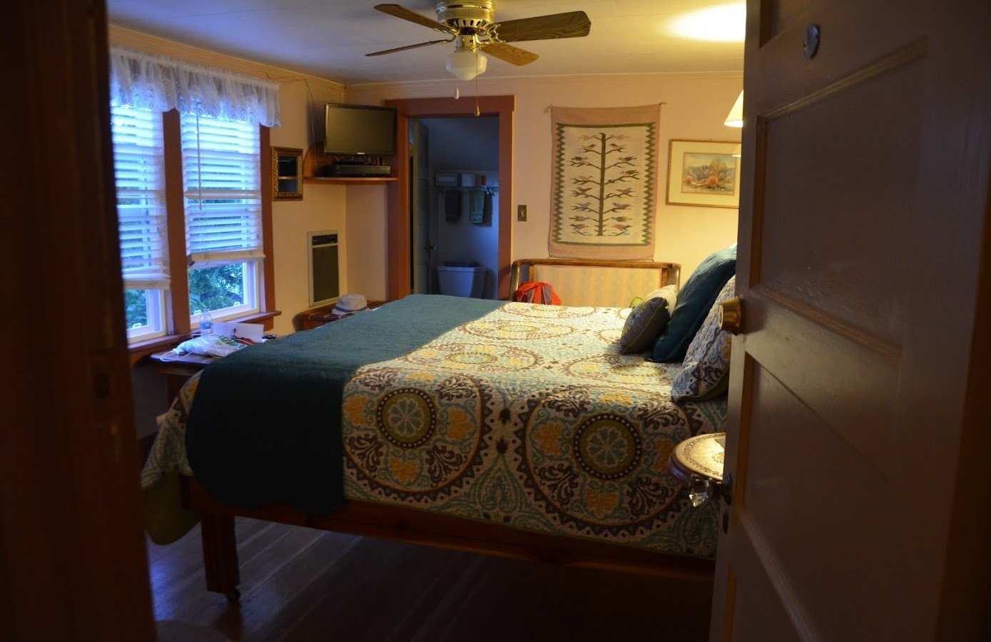 Historic Smith Hotel Bed and Breakfast by null