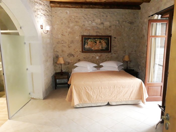 Casa Moazzo Suites & Apartments Rooms: Pictures & Reviews - Tripadvisor