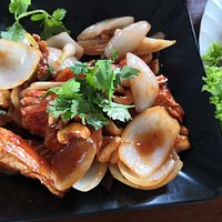 กุ้งผัดเม็ดมะม่วง