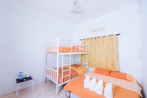 Nadpob Mansion - hotel rooms