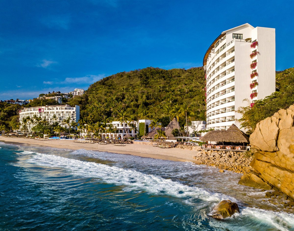 Nice setting but fhe building has problems - Review of Almar Resort Luxury  LGBT Beach Front Experience, Puerto Vallarta, Mexico - Tripadvisor