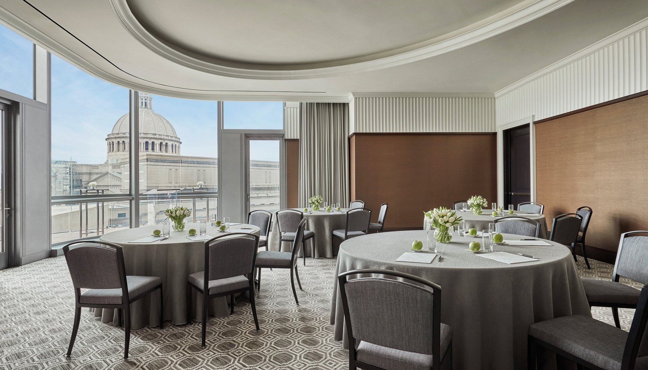 Four Seasons Hotel One Dalton Street, Boston by null