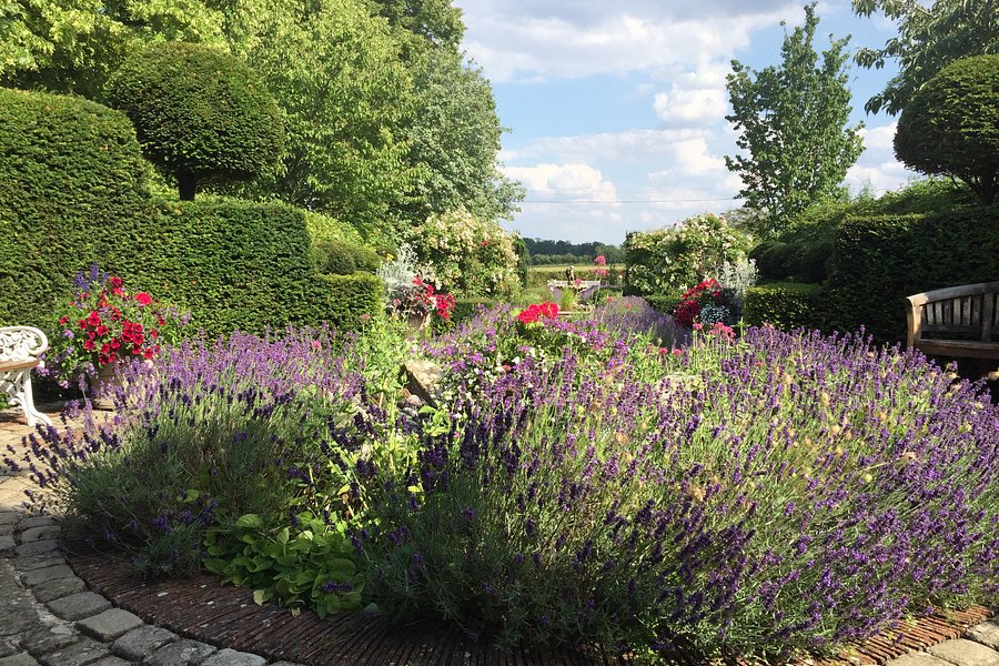 gardens to visit bedford