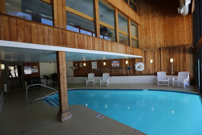 BLACK BEAR LODGE - Updated 2022 (Waterville Valley, New Hampshire)