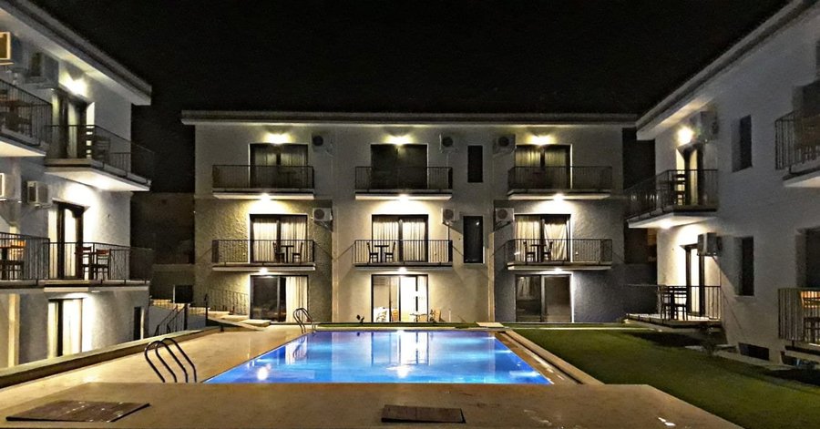 Total 18 units in 3 buildings surrounding a shared pool. Accommodation options include poolside Deluxe rooms, one bedroom (1+1) apartments, and one-bedroom X=Large apartments, that can host 1-4 people, (very) comfortably. We also have Duplex and Duplex X-Large units for 4-6 guests, as well as special Triplex units with three bedroom, three bathrooms and two living rooms, ideal for large groups or families that could sleep up to 10 people! 