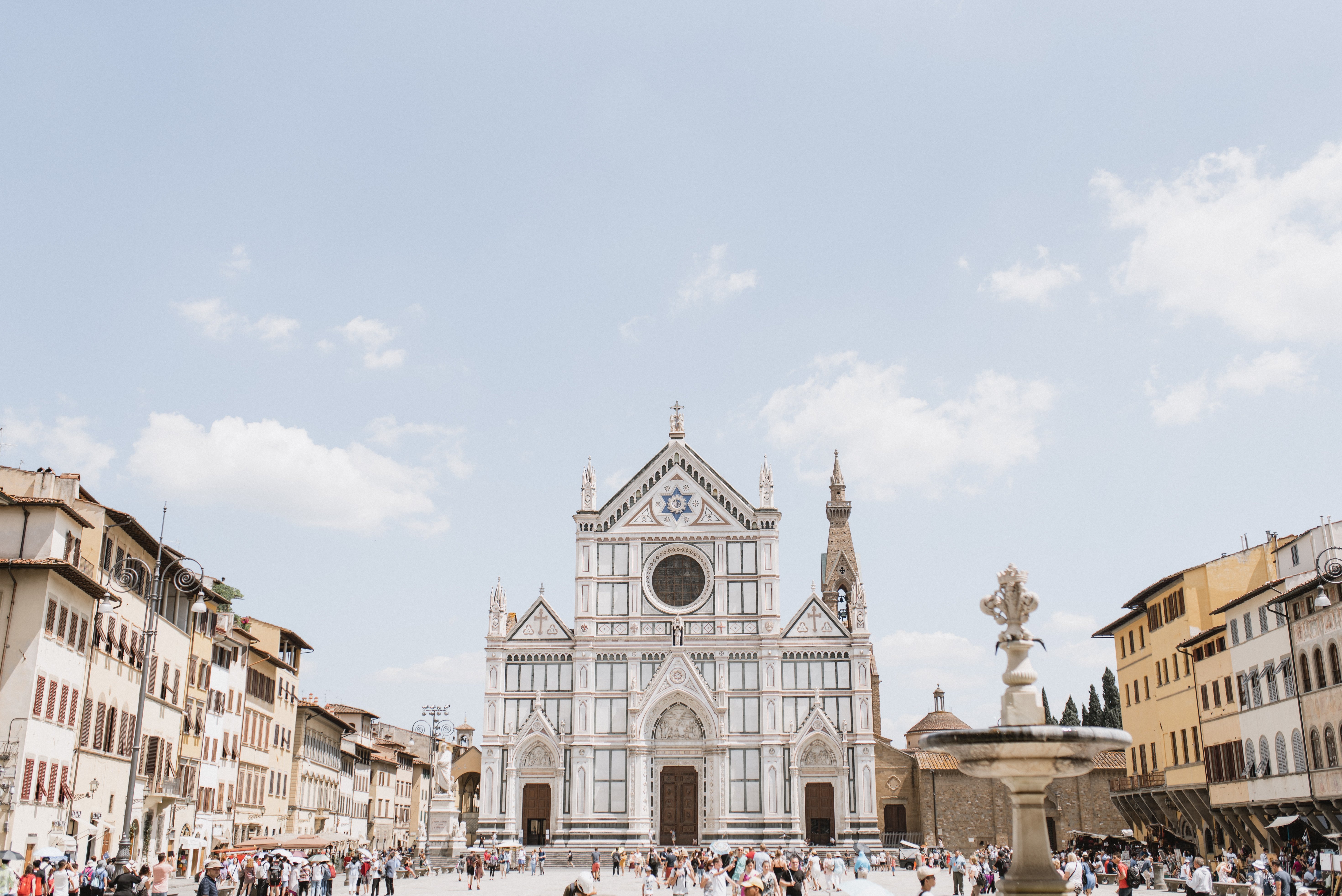 PIAZZA SANTA CROCE Florencia Qu SABER antes de ir 2024