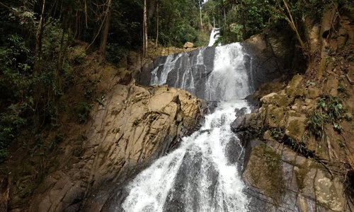 Catarata de Kuviriani