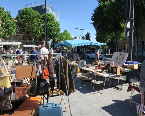 17 Best Markets in Paris for Food, Antiques and Bric-à-Brac