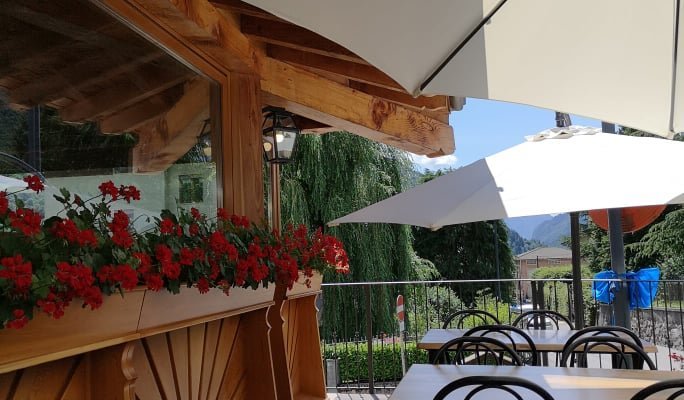 Tavolini della sala esterna, anche per servizio Bar