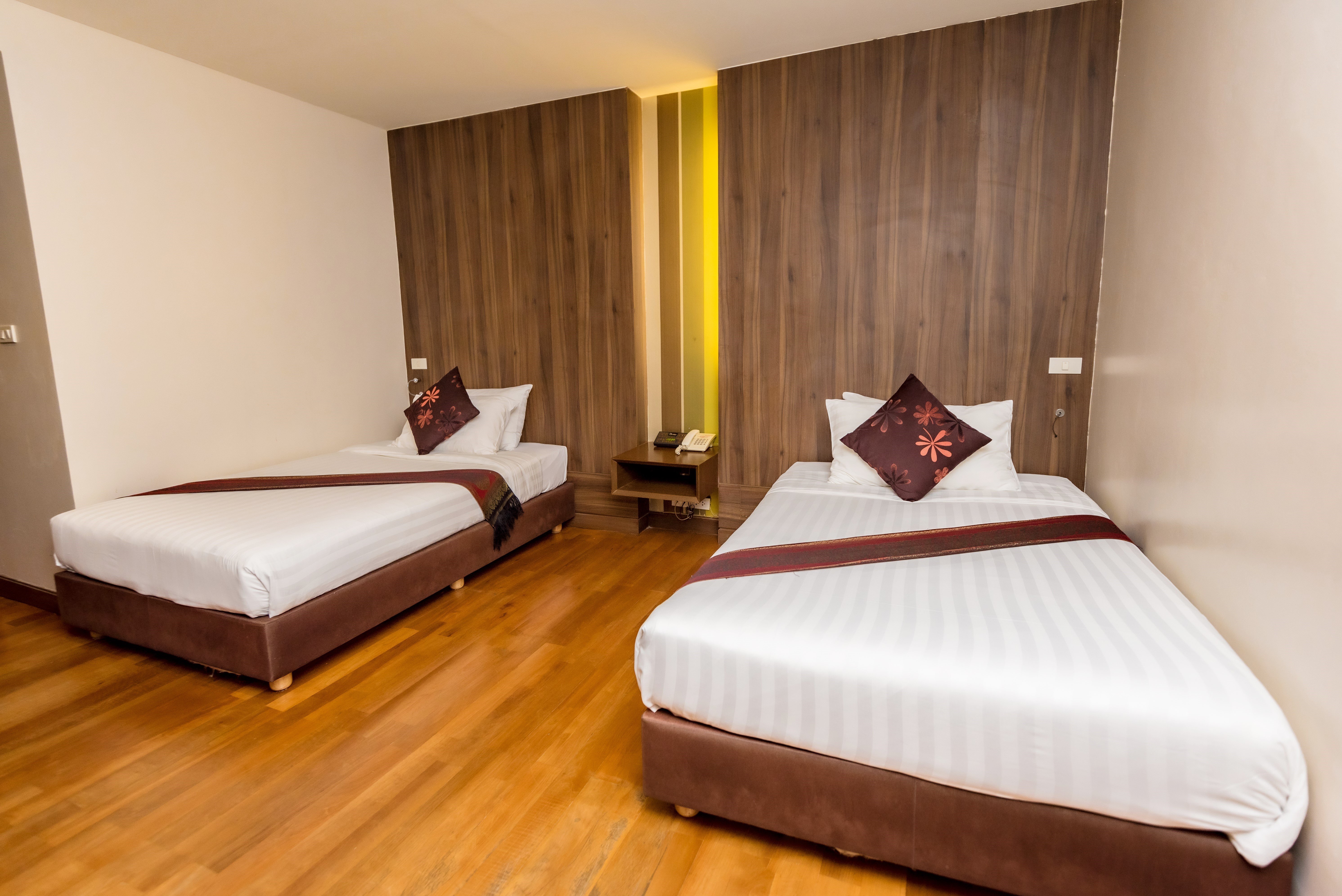 Oyo 122 deals bally silom