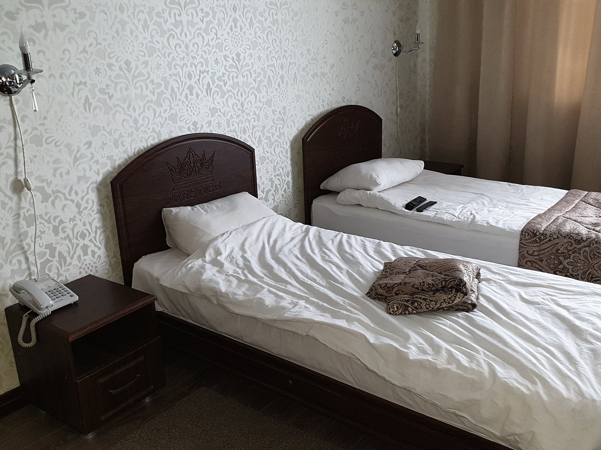 Недорогое место в тихом дворике - отзыв о Home Hostel Uralsk, Уральск,  Казахстан - Tripadvisor