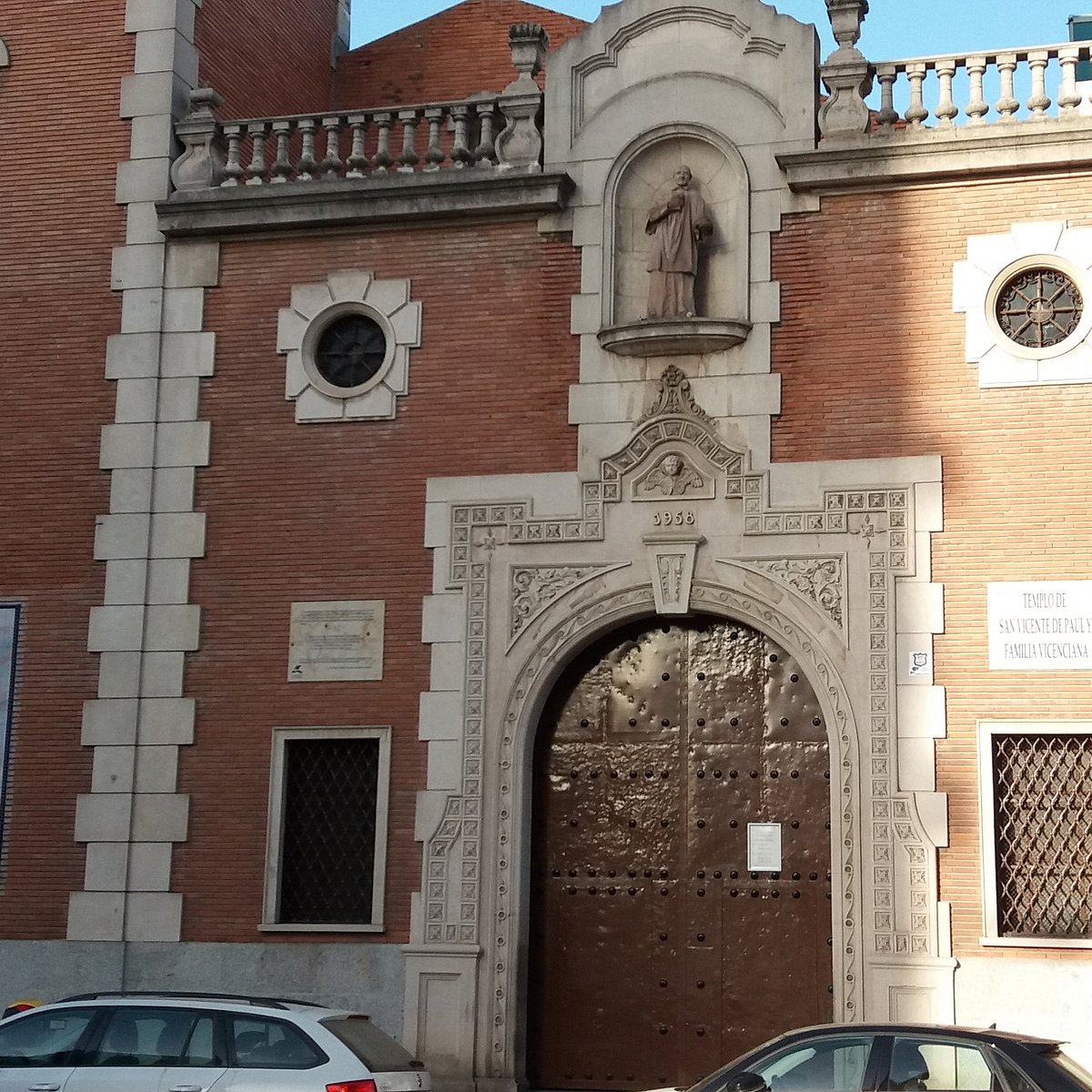 IGLESIA DE SAN VICENTE DE PAÚL (PADRES PAÚLES) (Sevilla) - Qué SABER antes de ir IGLESIA DE SAN VICENTE DE PAÚL (PADRES PAÚLES) (Sevilla) - Qué SABER antes de ir