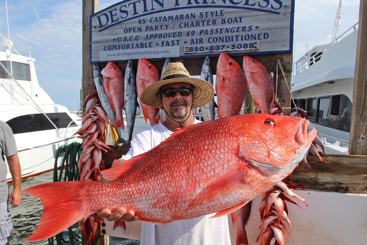 Deep Sea Fishing Party Boat in Destin