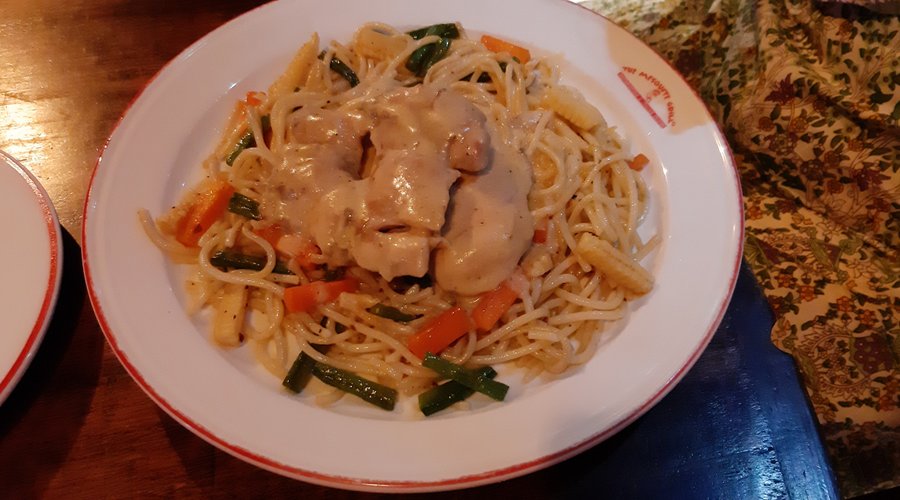 Chicken pasta.
