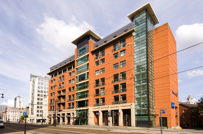 PREMIER INN MANCHESTER CENTRAL HOTEL - Updated 2024 Reviews, Photos ...