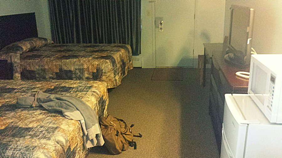 Sunset Cove Motel. A nice room