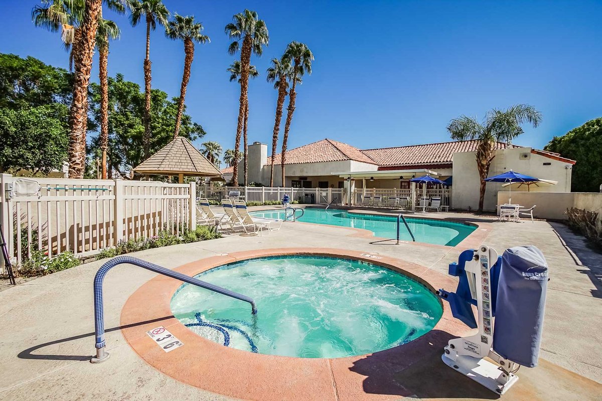 Desert Breezes Resort Reviews