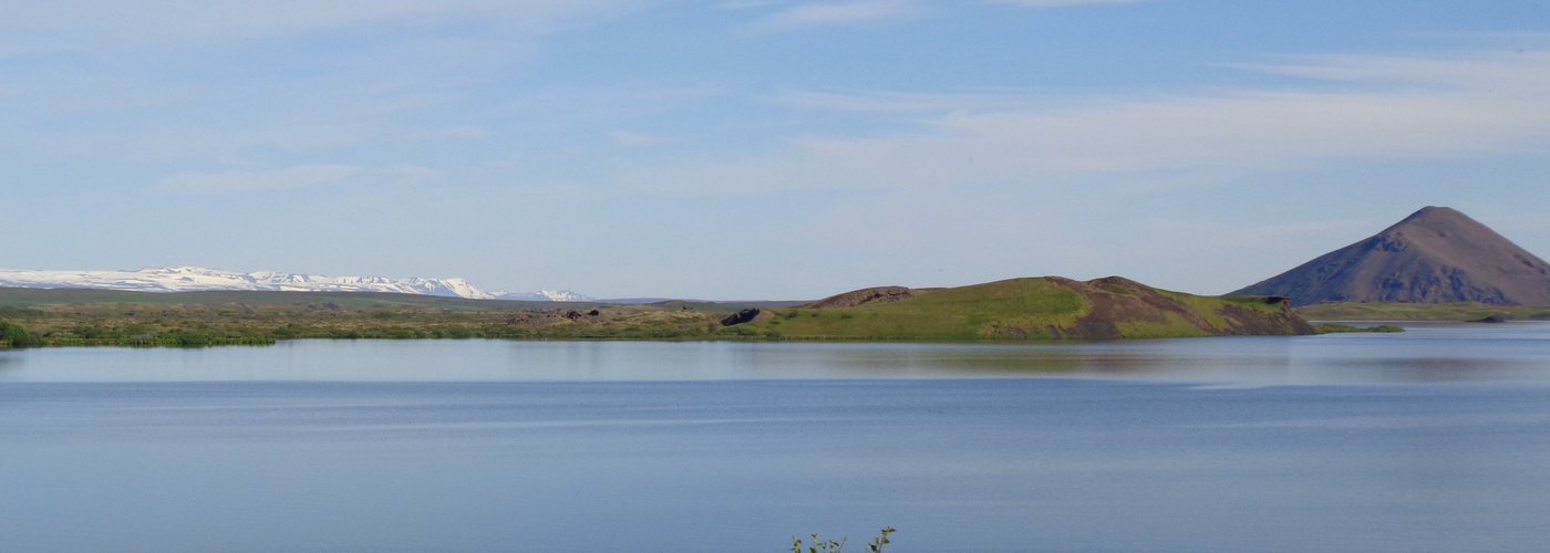 gli pseudocrateri sul lago Myvath