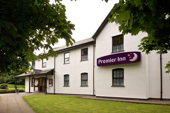 PREMIER INN CARDIFF CITY CENTRE (QUEEN STREET) HOTEL - Updated 2023 Prices  & Reviews (Wales)