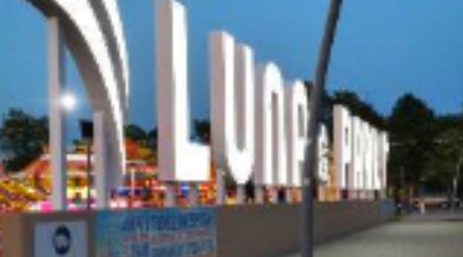 Entrance to the lunapark 🎡🎠