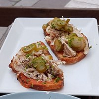 Eine Art von "Poulet-Bruschetta"