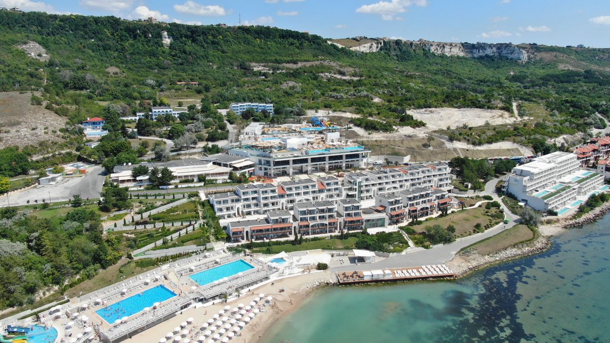 white-lagoon-beach-resort.jpg?w=1200&h=-1&s=1