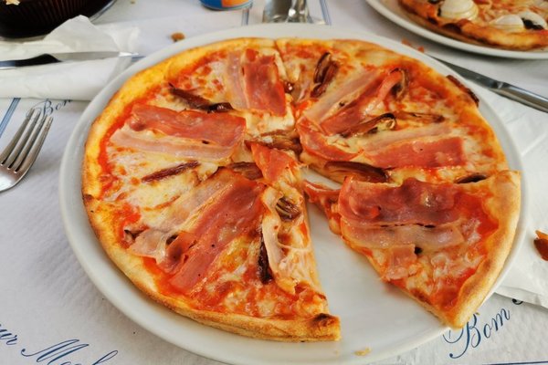 Pizza Siciliana 🍕 - Picture of Pizzeria La Pizza, Opava - Tripadvisor