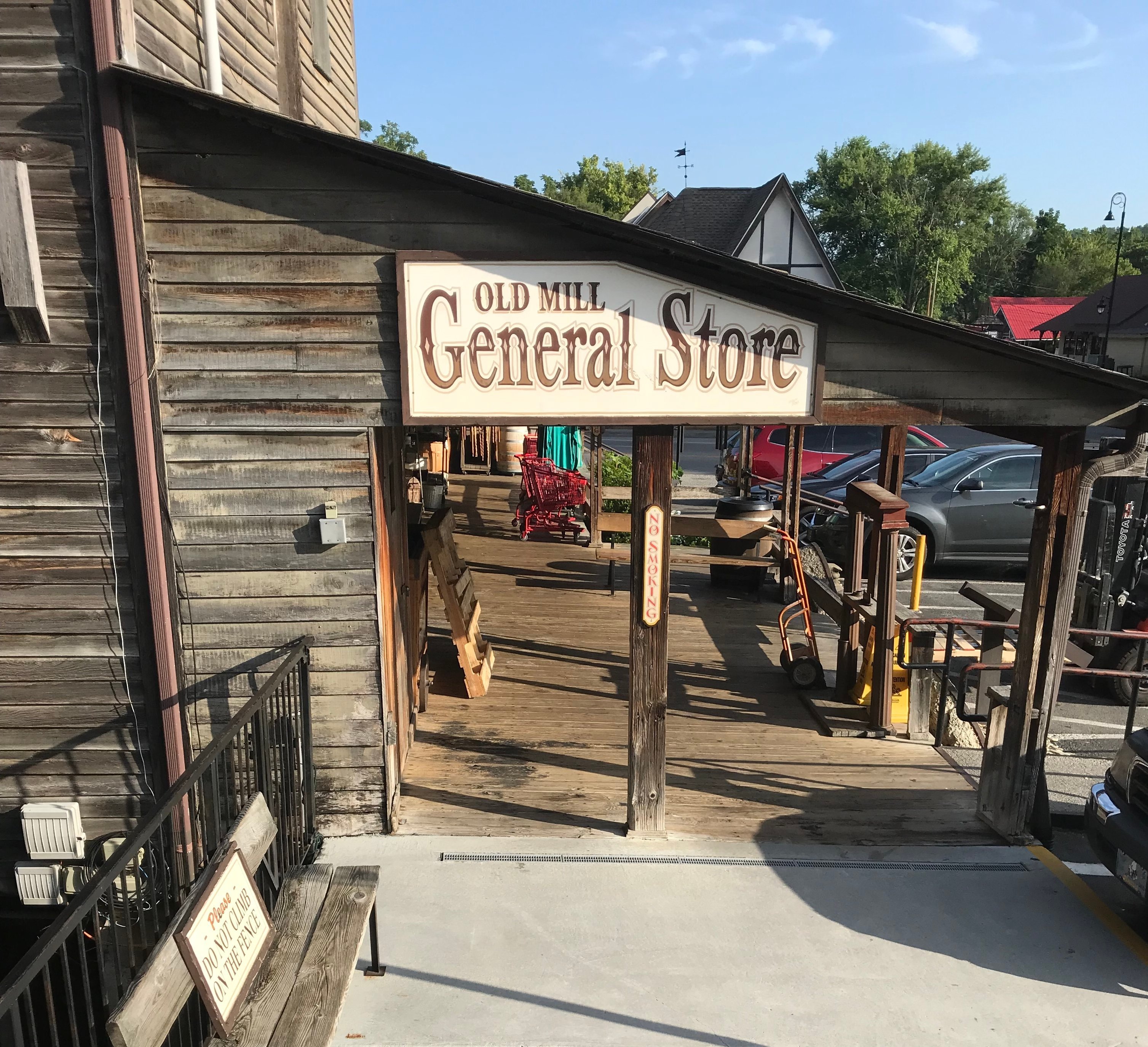 OLD MILL Pigeon Forge 2023 Tutto Quello Che C Da Sapere   Old Mill General Store 